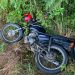 Motocicleta abandonada é recuperada pela Polícia Militar, em Nova Trento