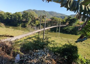 Sem manutenção, ponte pênsil de Colônia Nova Itália está interditada