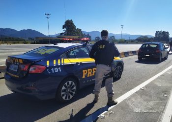 Homem de Tijucas é preso na BR-101 com mandado de prisão por pedofilia e estupro de vulnerável