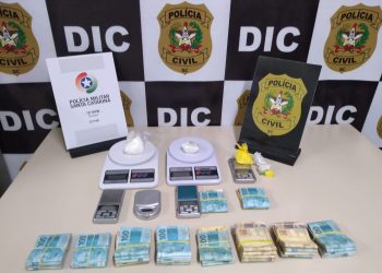 Policiais de São João Batista participam de operação em combate ao tráfico de drogas, em Brusque