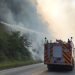 Incêndio em vegetação entre Brusque e Nova Trento mobiliza bombeiros e helicóptero
