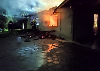 Homem morre em incêndio no bairro Papagaios, em Canelinha