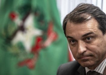 Quase 80% dos eleitores catarinenses se sentem frustados com o governador de Santa Catarina