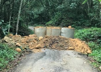 Prefeitura de Canelinha interdita acesso ao Morro da Pipa