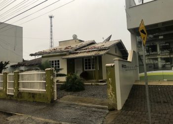 Vale do Rio Tijucas fica sem energia elétrica por mais de 20 horas após ciclone