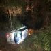 Carro capota na SC-108 em São João Batista e mulher fica ferida
