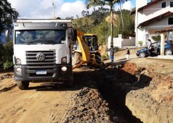 Trânsito na rua Pedro Roque Vargas, no bairro Tajuba I, ficará interditada