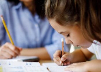 Campanha regional reforça importância das famílias no aprendizado online