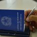 Pedidos de seguro-desemprego caem 9,3% na primeira metade de setembro
