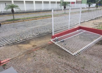 Ladrões invadem Fundação de Esportes em Tijucas e furtam carro e roçadeira