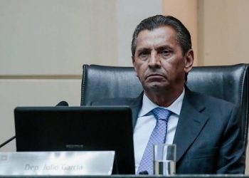 Presidente da Alesc, Julio Garcia tem prisão domiciliar decretada em operação da Polícia Federal