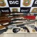 Operação policial apreende oito armas de fogo, munições e prende dois homens