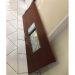 Mulher quebra porta de hospital devido demora no atendimento para filha, em Tijucas