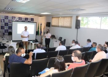 Autoridades de Canelinha são apresentadas ao programa Cidade Empreendedora, do Sebrae/SC