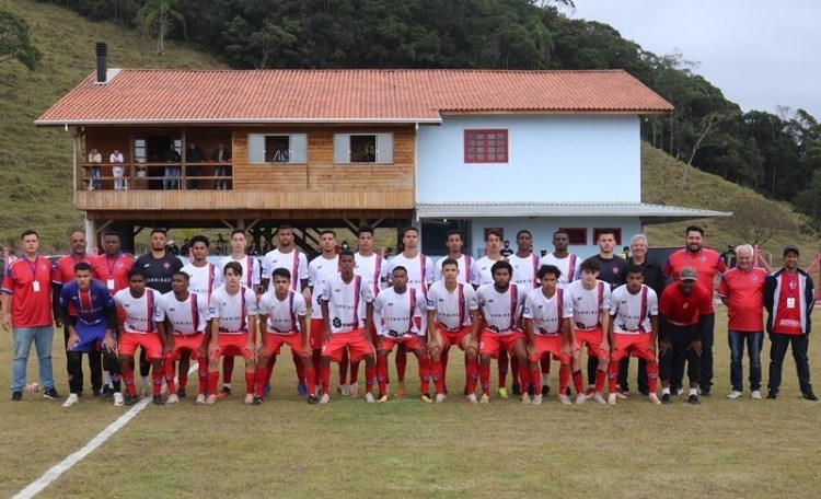 Estudante catarinense conquista primeiro lugar no Campeonato