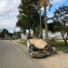 Fusca capota em São João Batista e motorista foge
