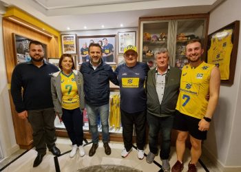Prefeito, vice e deputado visitam família da atleta neotrentina Rosamaria Montibeller