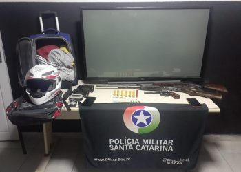 Polícia Militar prende dois por roubo a residência em São João Batista