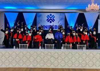 Unifebe retoma presencialmente formaturas e certificações