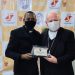 Padre Vicente recebe Prêmio Dom Afonso Niehues