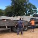 Canelinha faz entrega de material aos atingidos por temporal
