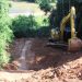SJB: Secretaria de Infraestrutura efetua enrocamento no fim da rua Maria Simas Espíndola