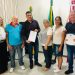 Major Gercino entrega primeira certidão de imóvel através da Reurb