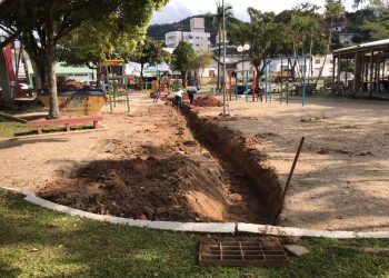 Nova Trento realiza drenagem e revitalização no parque da Praça Getúlio Vargas