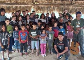 Estudantes de Tigipió visitam aldeia indígena de Major Gercino