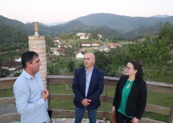 Presidente da Santur conhece potenciais turísticos de São João Batista