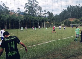 Ribeirão Veado lidera o Campeonato de Futebol do Interior de Nova Trento