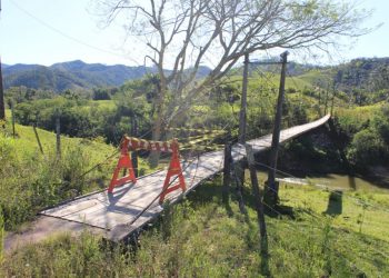 Ponte pênsil na Colônia Nova Itália é interditada