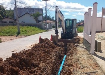 Sisam efetua interligação de nova tubulação de água na Tajuba I