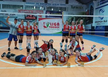 Equipe feminina sub-14 da Fube é campeã da Série Bronze da Liga Voleibol de Santa Catarina