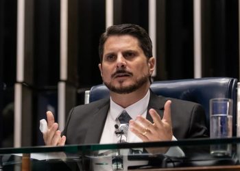 Artigo: Marcos do Val ou do Var