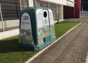 São João Batista recebe dois contentores para coleta de vidro
