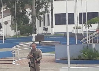 Homem leva golpe de faca no Centro de São João Batista