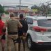 Suspeitos de traficarem drogas são presos durante operação policial