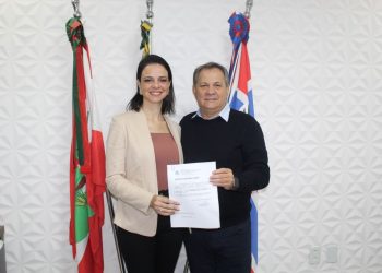 Karla Dalsenter é confirmada como nova secretária de Saúde de São João Batista