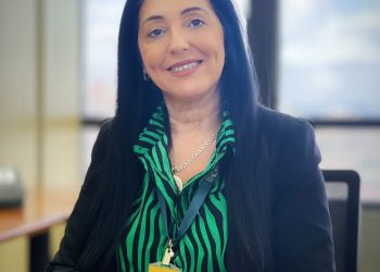 Batistense é a nova superintendente dos Correios em SC
