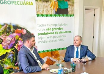 Deputado Altair Silva busca soluções para a crise que afeta o setor leiteiro