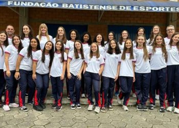 Voleibol da Fube disputa a Taça Paraná em duas categorias