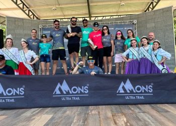 Premiação da 3ª Sicoob Mons Ultra Trail reúne autoridades e atletas em Nova Trento