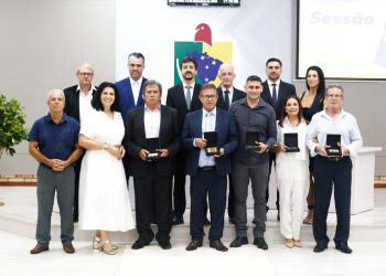 Câmara de Vereadores de Canelinha entrega Medalha de Mérito Prefeito Arthur Adolfo Jachowicz