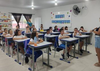 Na volta às aulas, rede municipal de São João Batista recebe alunos com novidades