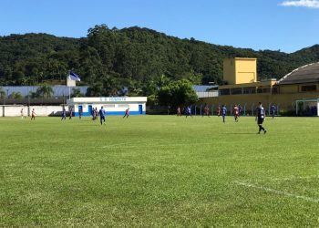 Ponta Fina goleia e lidera o Campeonato de Nova Trento