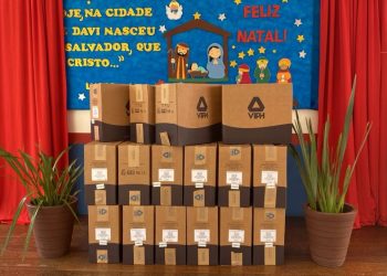 Escolas da rede municipal de ensino de São João Batista recebem novos computadores
