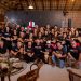 Presentão de Natal: construtora de SC distribui apartamentos para funcionários