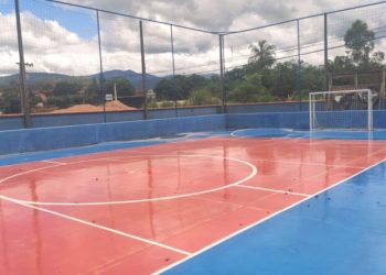 Quadra poliesportiva do Cras de São João Batista é inaugurada