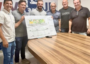 Projeto de revitalização da Praça Deputado Valério Gomes é pauta de reunião entre representantes do Executivo Batistense e do Grupo Portobello